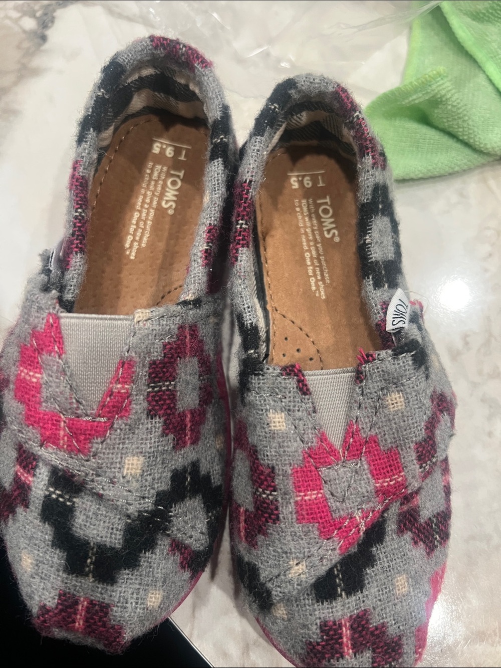 Toms Kids Slip-On Shoes in Gray, Pink & Black Aztec Print